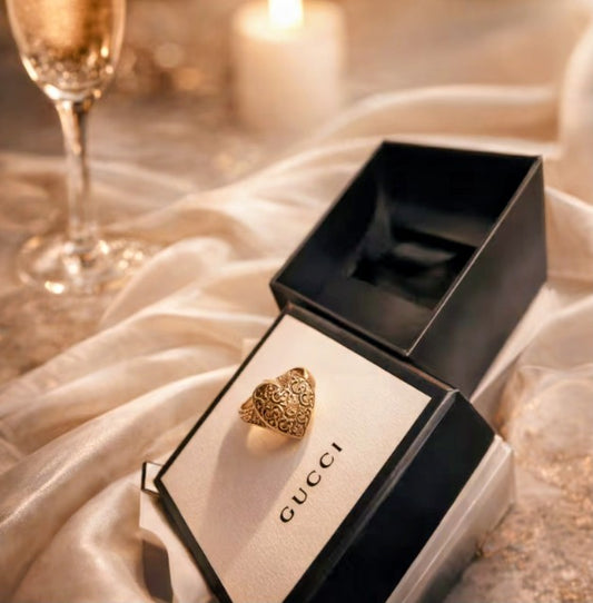 Vintage gucci heart ring