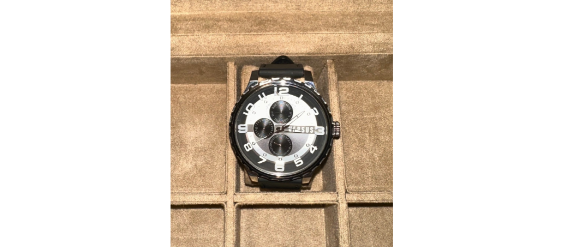 Versus by Versace Men's SBA010014 'Globe' Quartz Black Rubber Day and Date Watch
