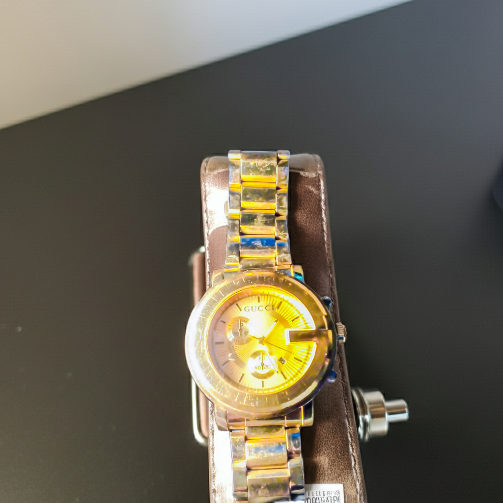 Vintage Swiss made Men's Gucci G Timeless Quartz Watch