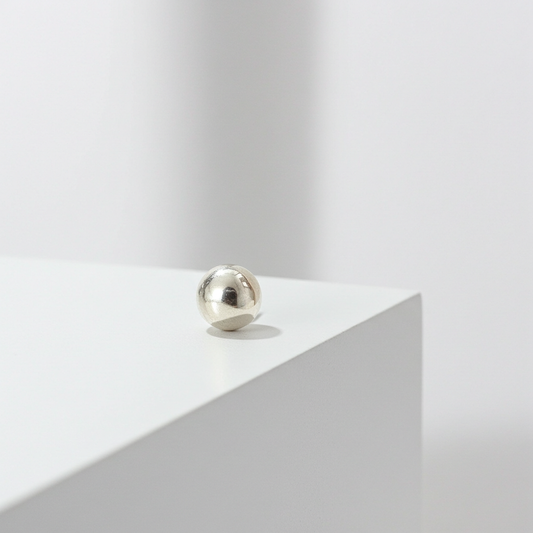 1 authentic Tiffany & co. Mexico 925 sterling silver large dome clip-on earring