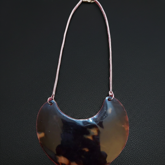Tortoise shell half moon choker